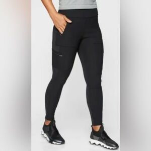 Athleta Headlands Hybrid Cargo Leggings